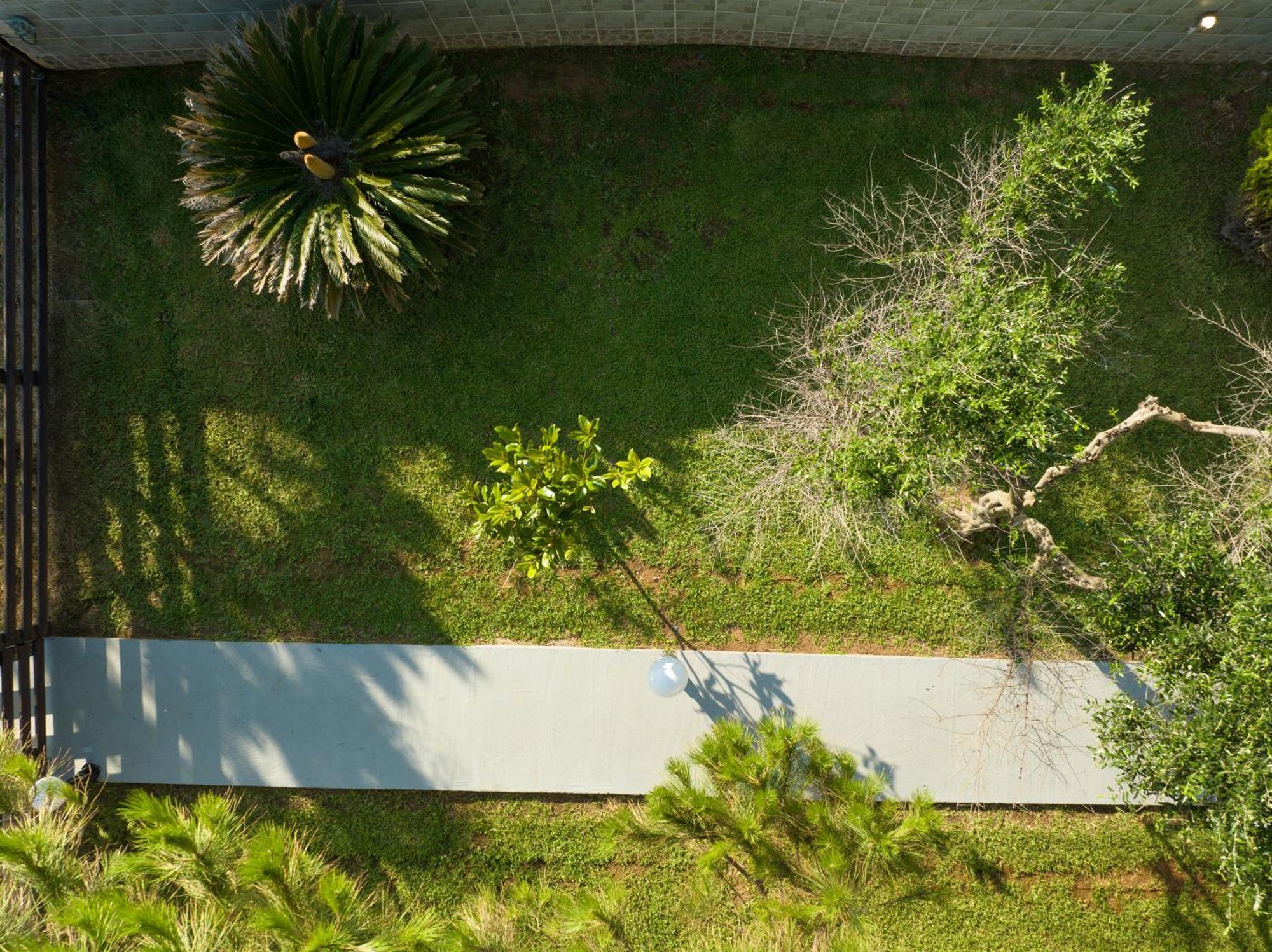 Villa Angela Ágios Matthaíos Extérieur photo